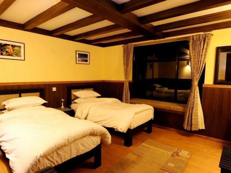 Mountain Lodges Of Nepal - Monjo Exterior photo