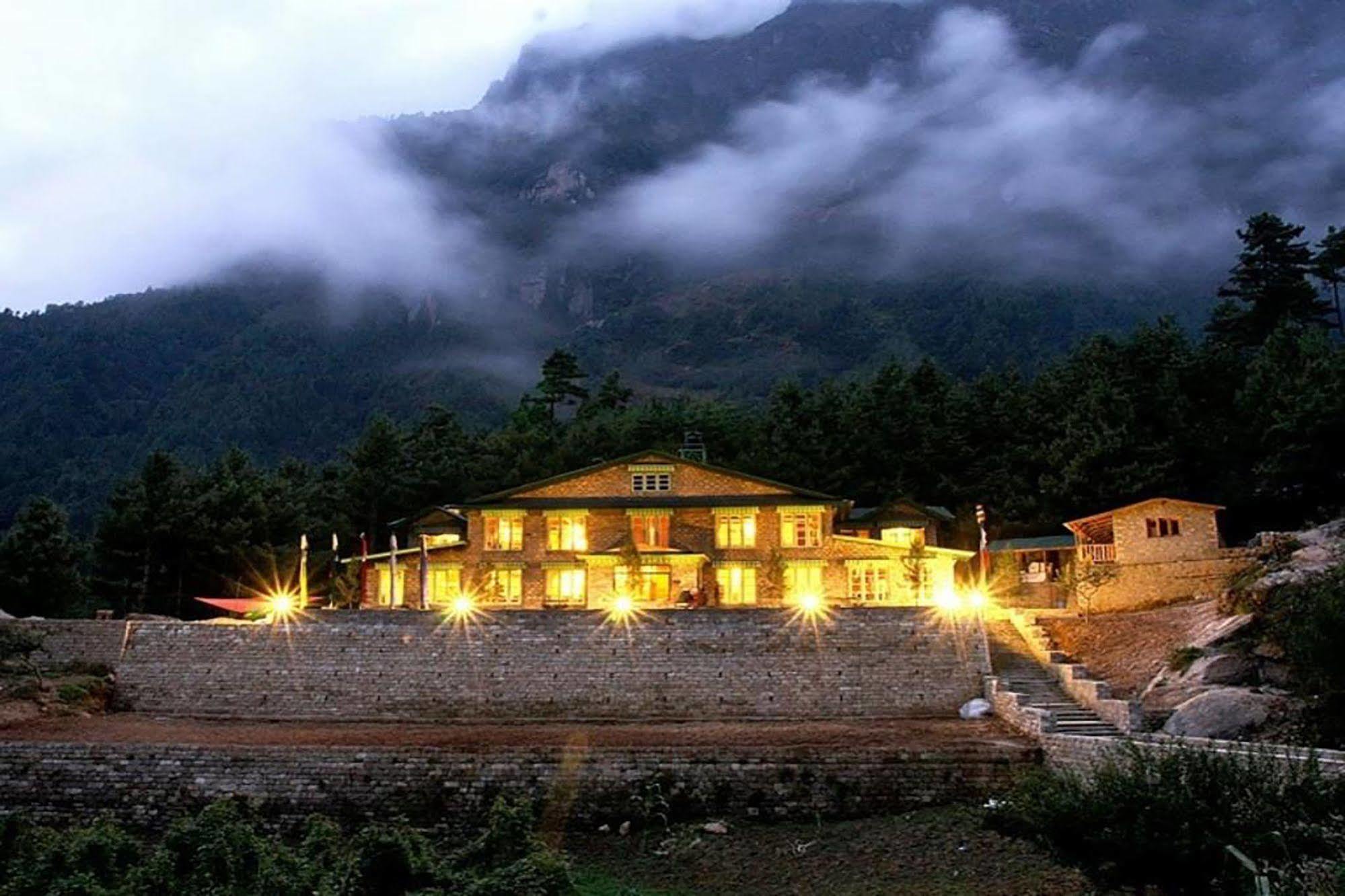 Mountain Lodges Of Nepal - Monjo Exterior photo